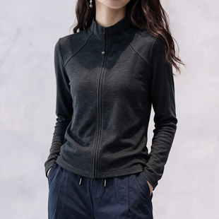 深灰色半高领德绒打底衫女秋冬羽绒服内搭修身冲锋衣内胆抓绒上衣