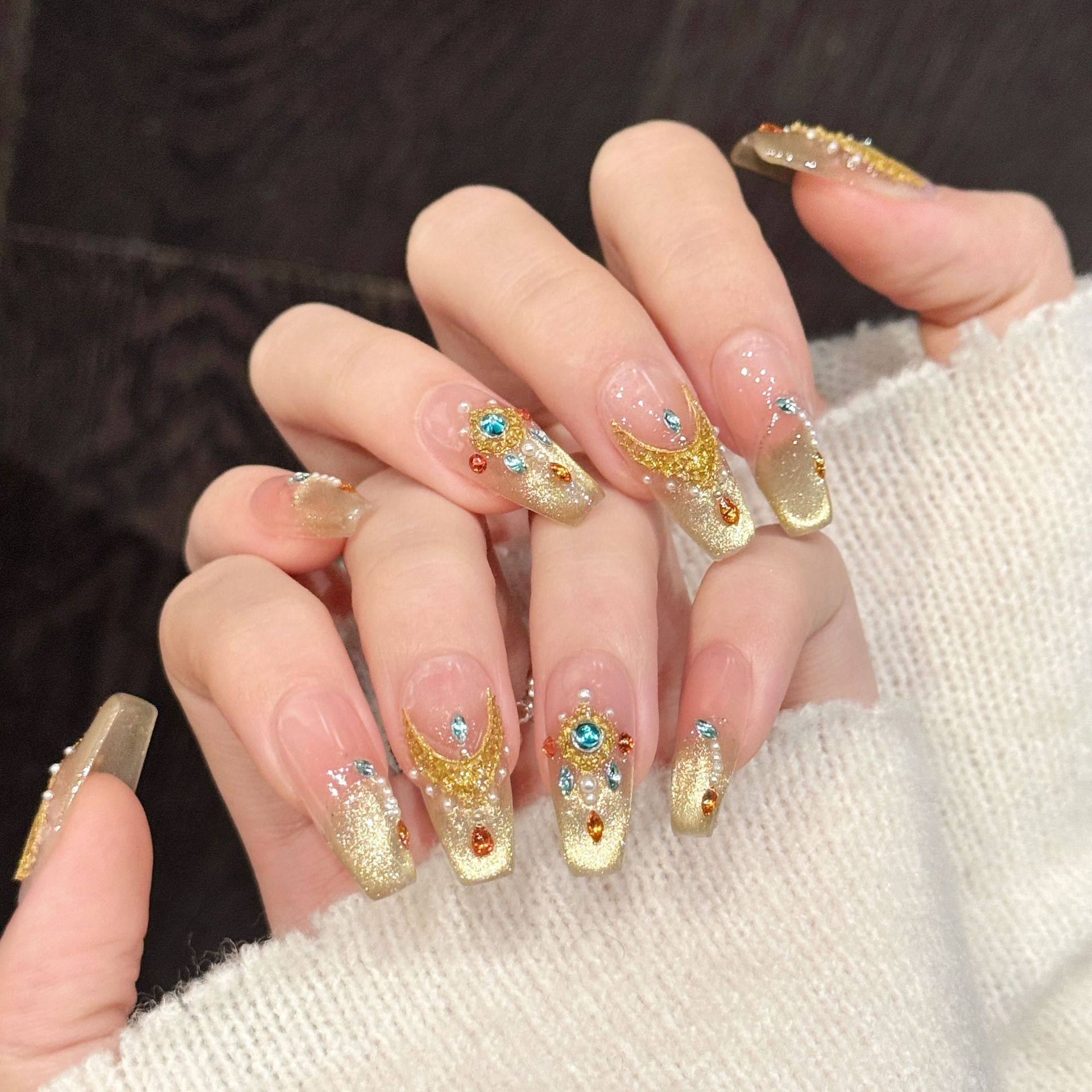 2026马年新款纯手工穿戴甲金钻鎏光粉金渐变穿戴甲鎏金钻轻奢美甲,彩妆/香水/美妆工具,穿戴甲/甲片,淘宝优惠券,粉丝福利购,淘宝优惠卷