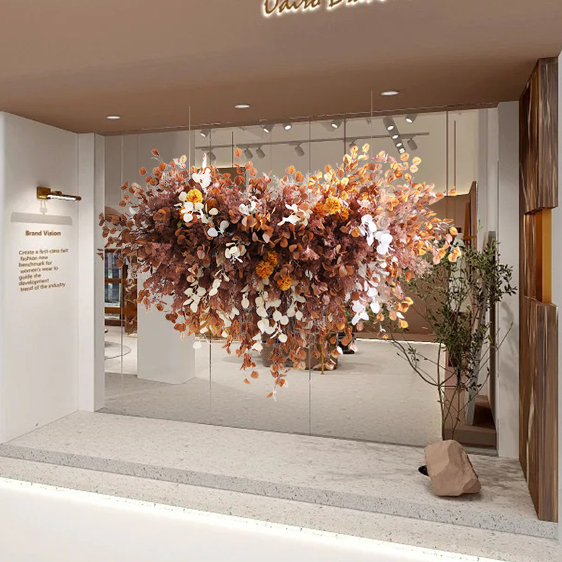 复古色心形吊花橱窗装饰场景布置悬空仿真花艺装置酒店商业花道具