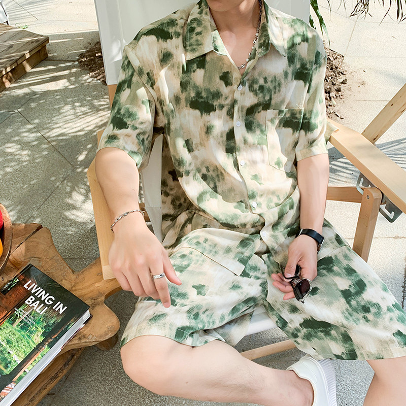 冰丝休闲运动套装男夏季薄款宽松沙滩度假宽松印花衬衫五分裤一套