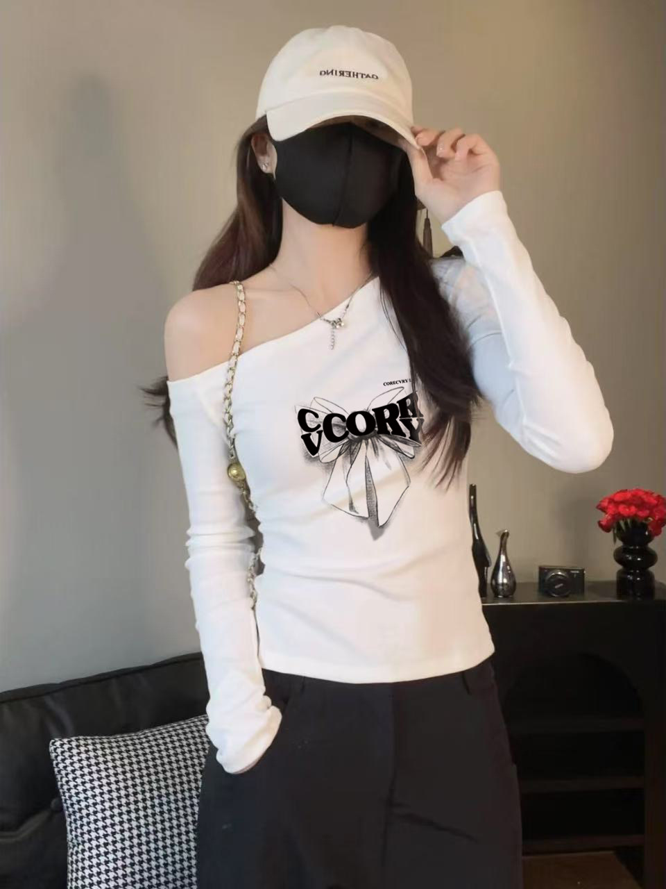 韩系白色斜领一字肩长袖t恤女2025新款纯欲修身显瘦上衣打底衫女