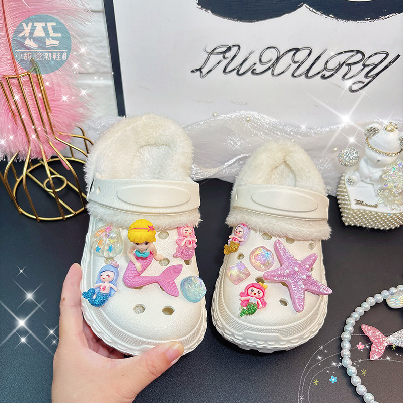 儿童加绒洞洞鞋冬季拖鞋女款2025新款可爱居家户外女宝棉拖鞋防滑