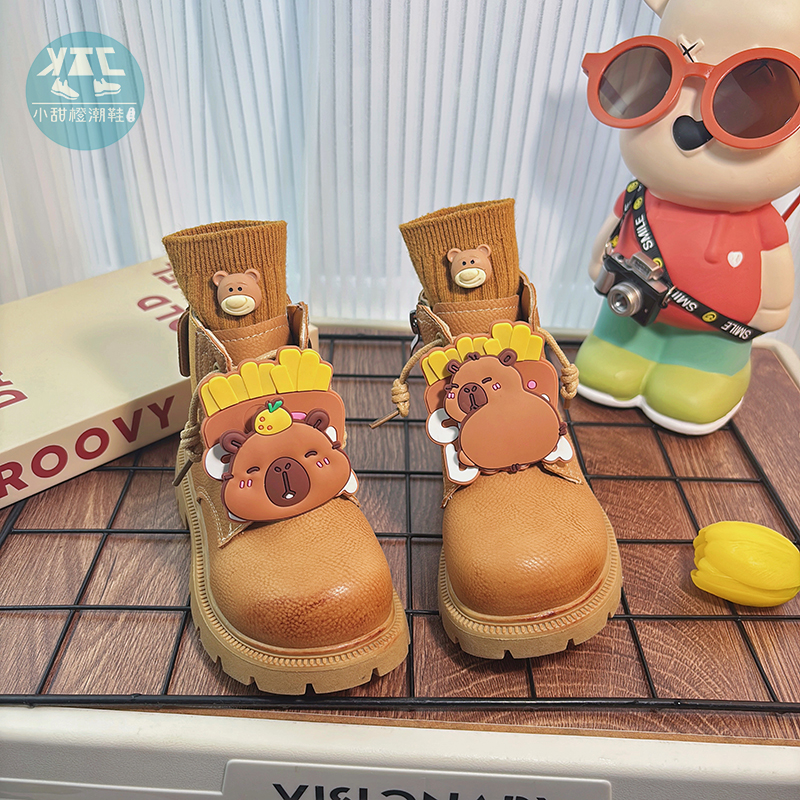 儿童新款时尚百搭网红爆款马丁靴