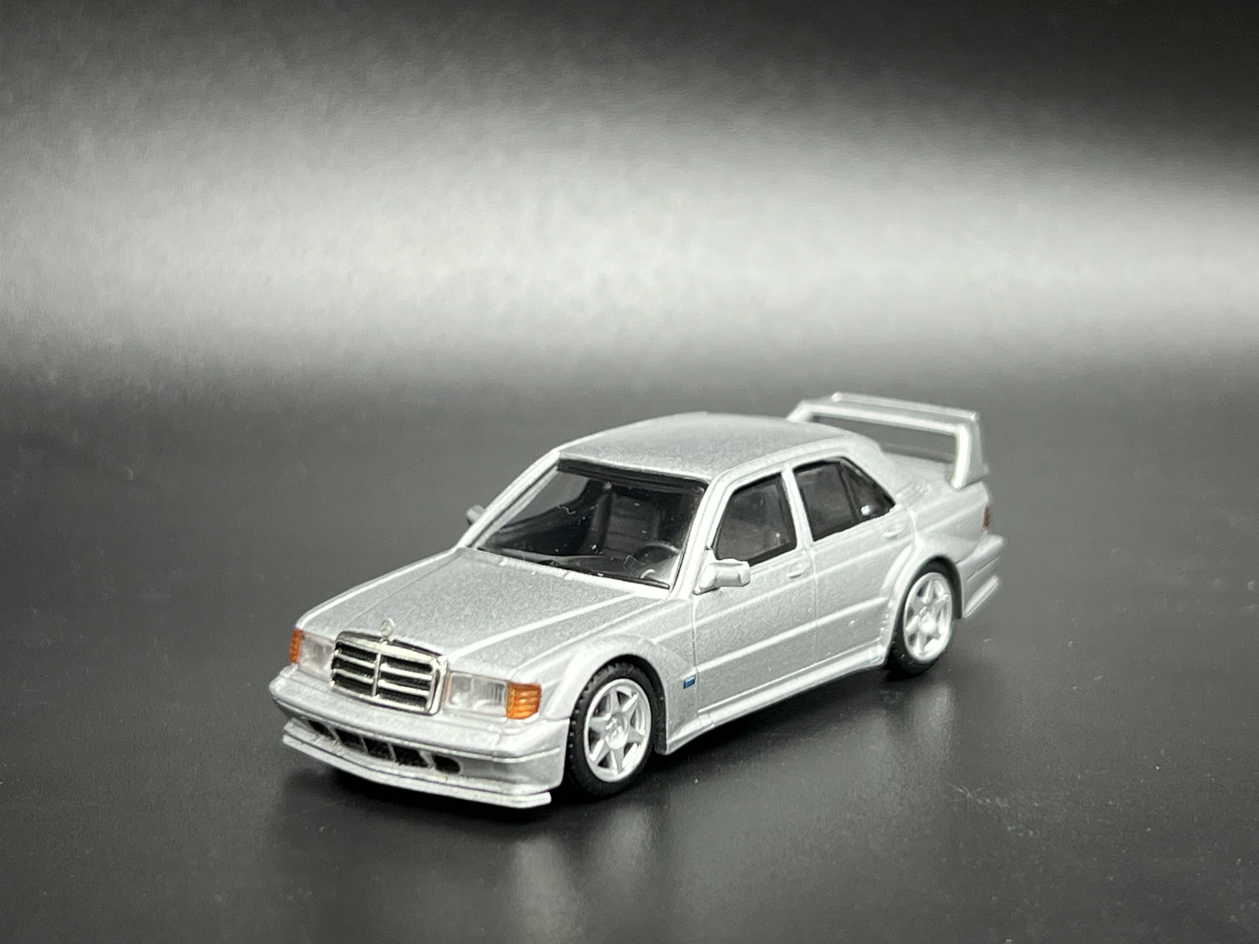 MINIGT 1:64 奔驰 190E EVO2 银色 合金汽车模型 852号 默认压盒,模玩/动漫/周边/娃圈三坑/桌游,火车/摩托/汽车模型,淘宝优惠券,粉丝福利购,淘宝优惠卷