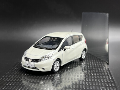 京商 kyosho 1:43 日产 尼桑 Nissan Note 合金汽车模型 原厂