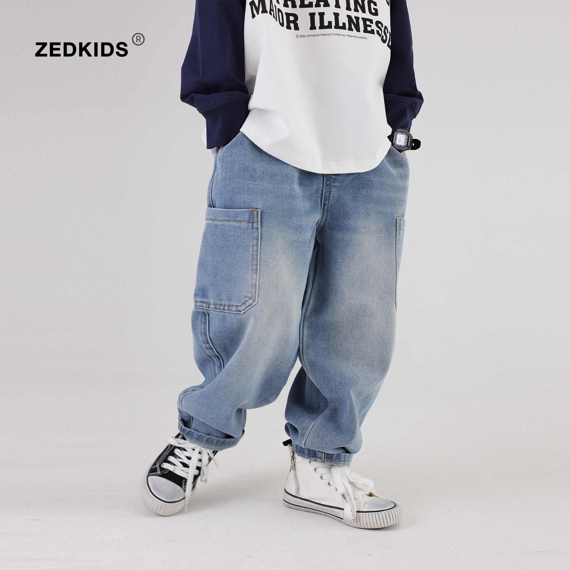 儿童浅蓝色牛仔裤春秋季男童美式复古牛仔长裤中大童宽松口袋长裤