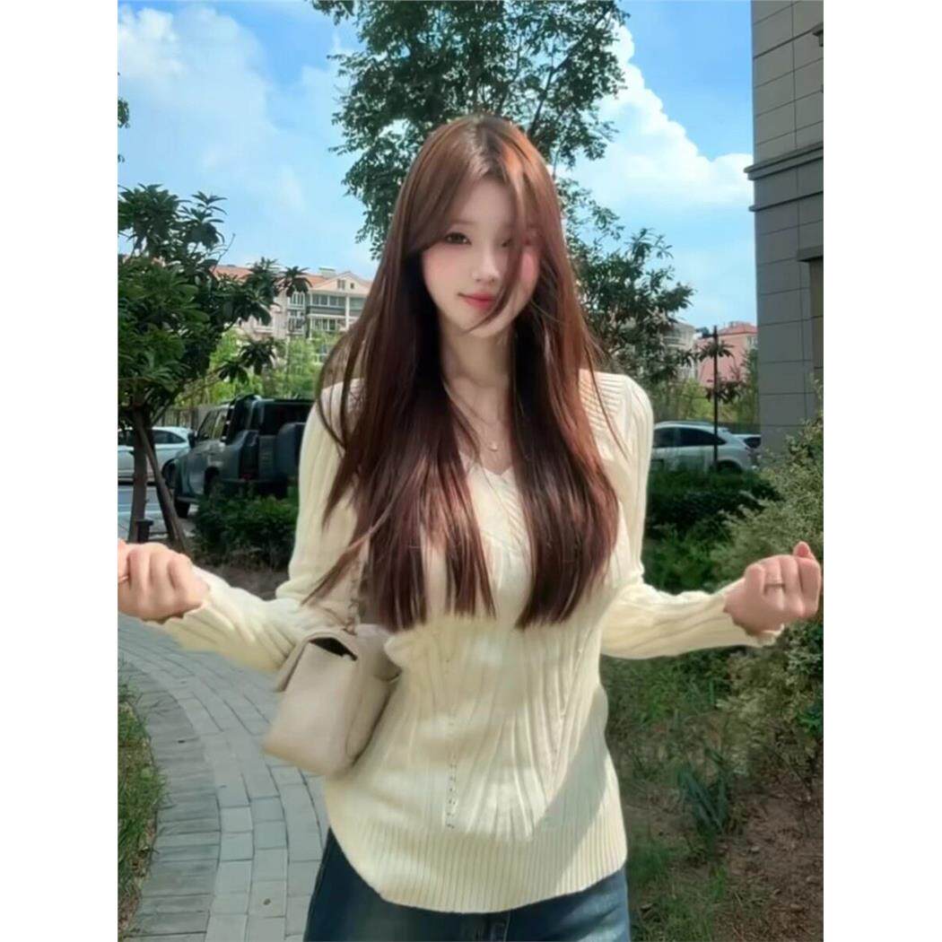 韩系穿搭白色V领长袖打底针织衫女秋冬季可外穿修身毛衣内搭上衣