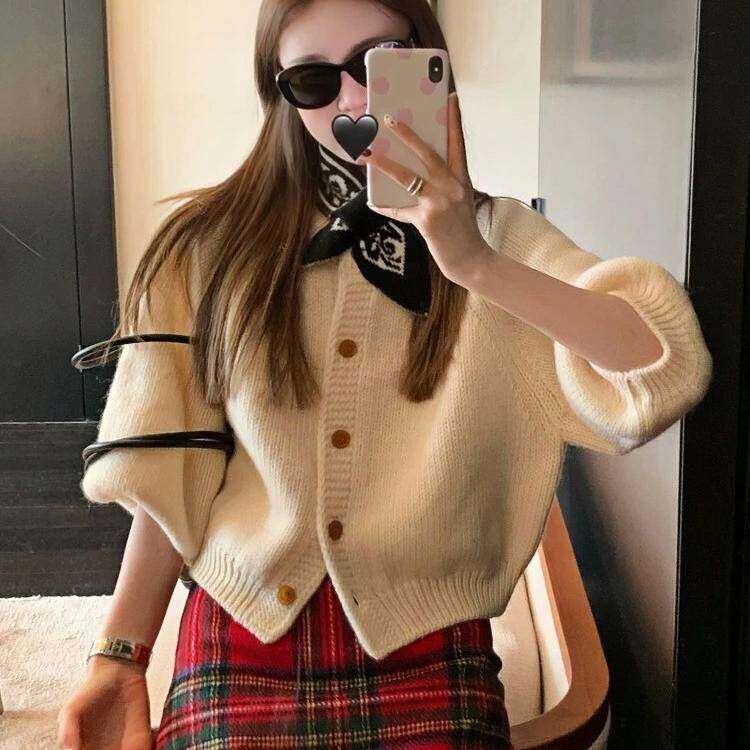 韩系慵懒风短款毛衣开衫外套女2025春季新款独特漂亮宽松针织上衣