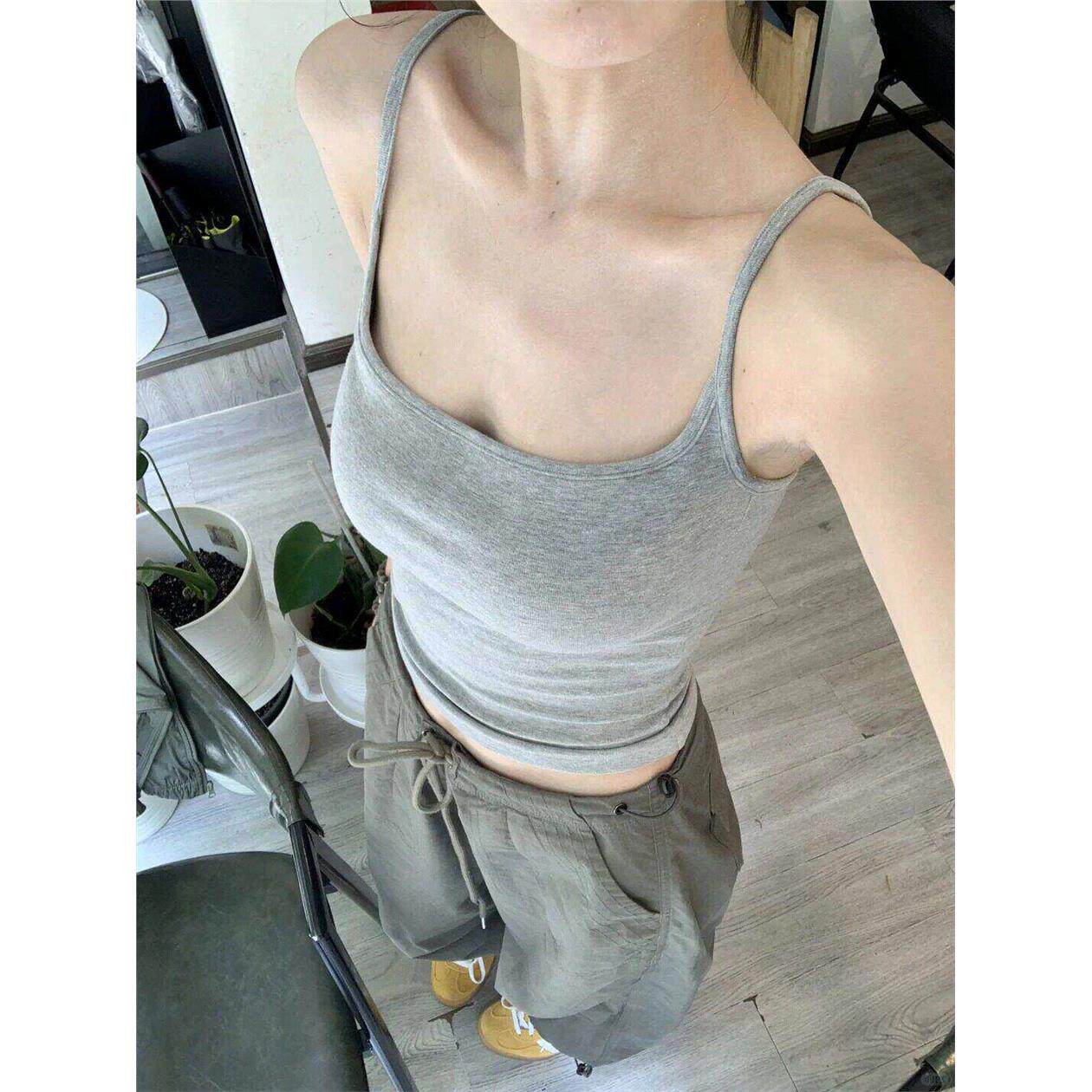 灰色吊带背心女带胸垫2026新款夏季内搭打底美背文胸一体外穿上衣