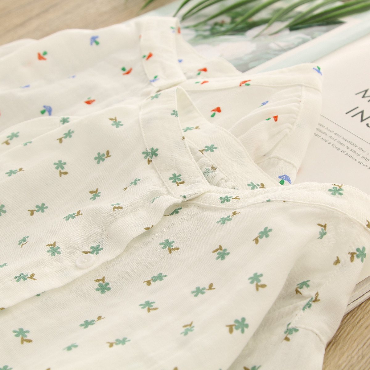 立领双层棉纱五分袖衬衫女装满身彩色小蘑菇印花韩范休闲上衣衬衣