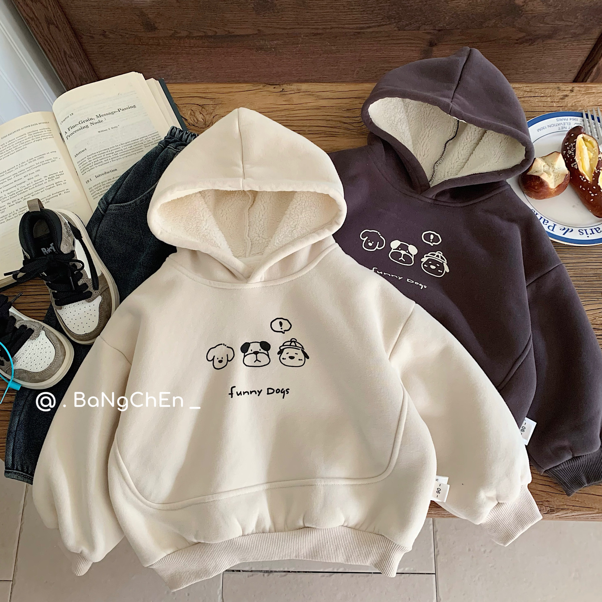 男女童加绒加厚连帽卫衣冬季新款中小童可爱上衣宝宝卡通儿童外套