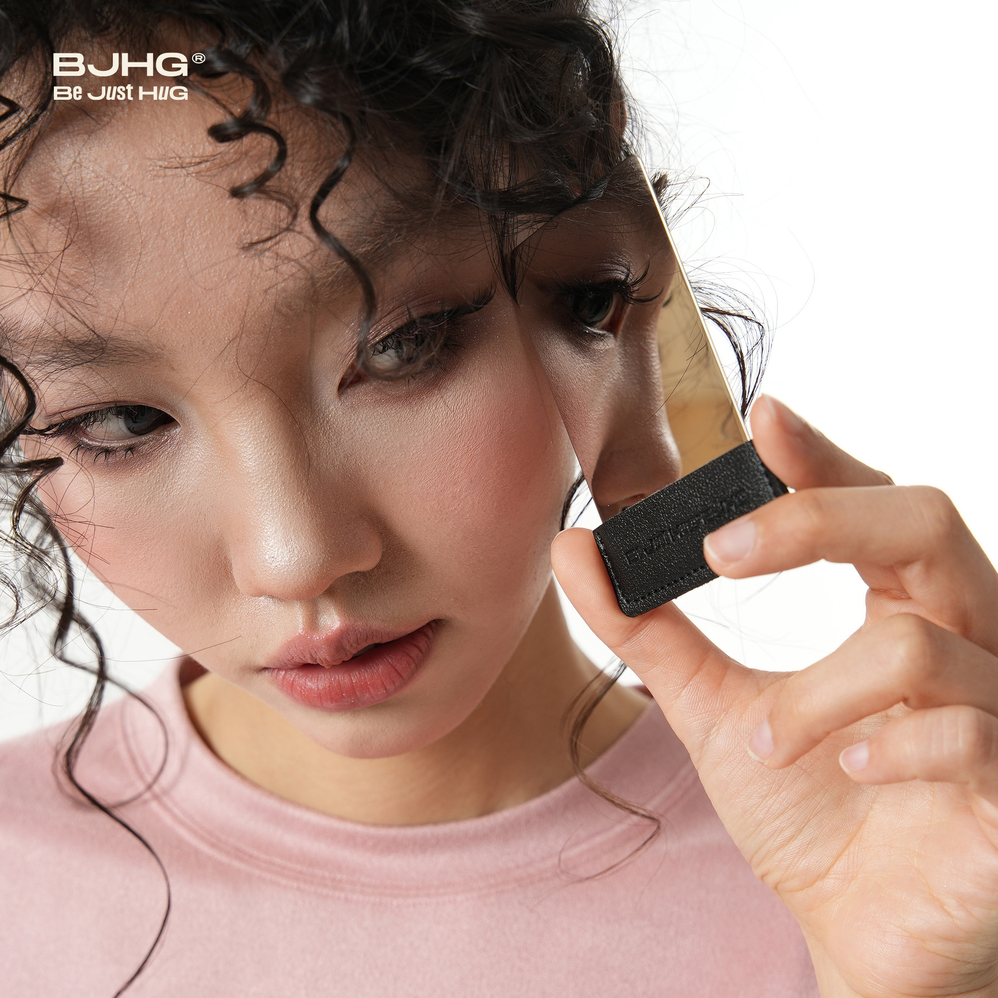 BJHG不计后果随身便携化妆镜女方形高清简约放包里手持小镜子