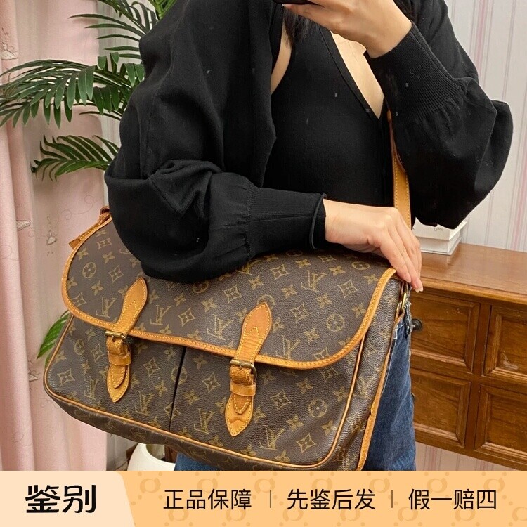 正品二手/LV/路易威登/剑桥邮差包/帅气