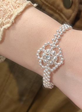 施家珍珠手链女款轻奢小众精致手链新款叠戴串珠手链高级感纯手工