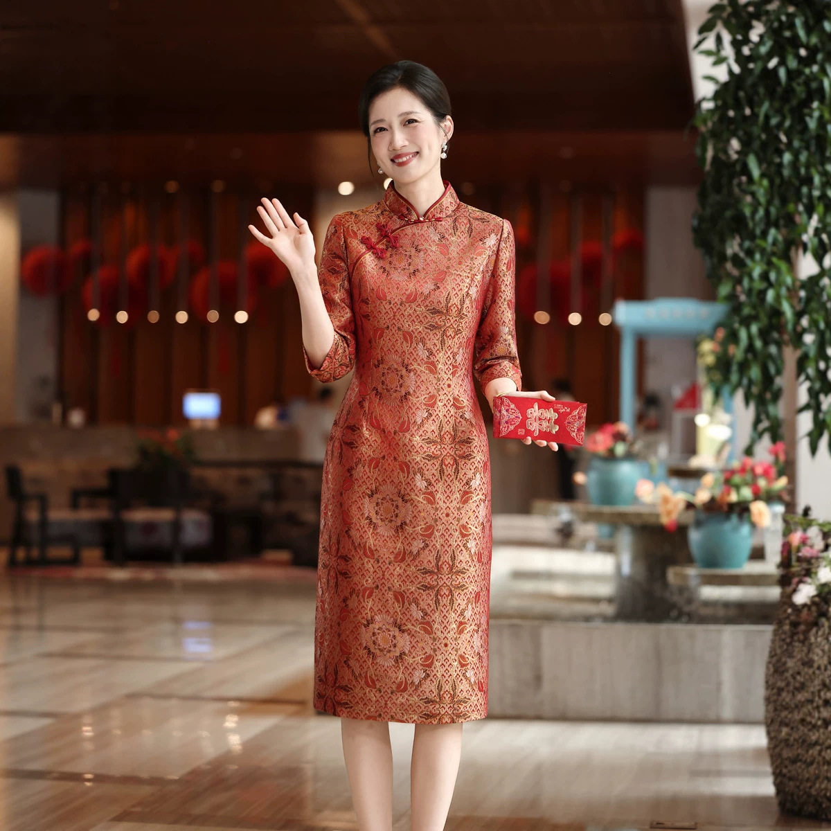 2026秋新款小个子妈妈礼服桑蚕丝旗袍婚庆婚宴喜婆婆连衣裙高贵女