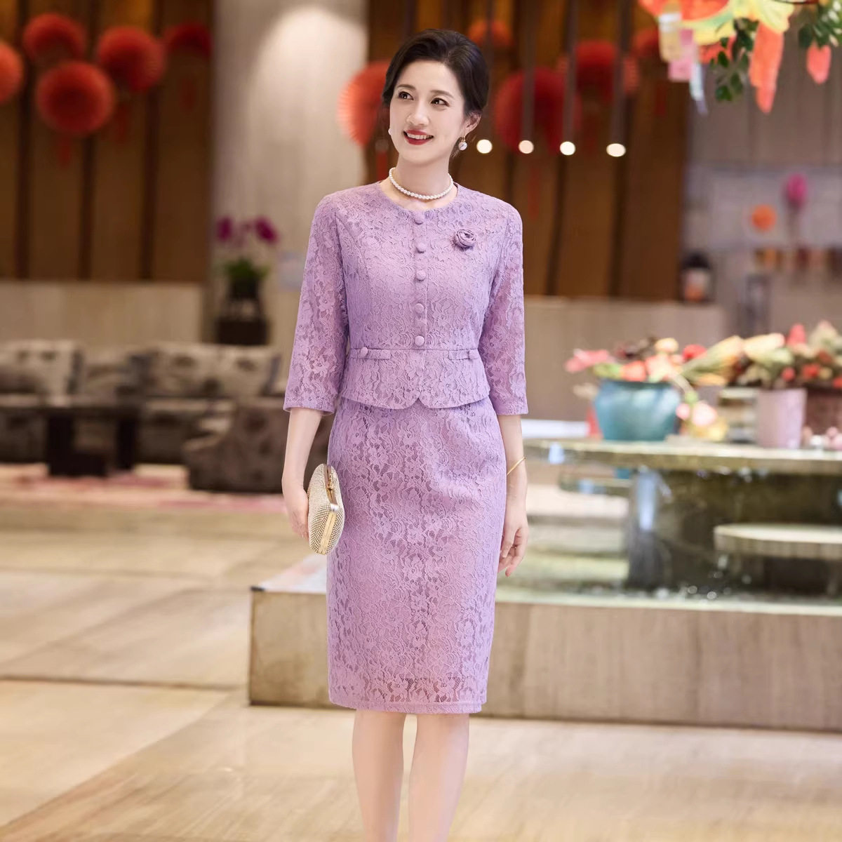 2026春夏新款礼服蕾丝紫色中袖婚庆婚宴妈妈喜婆婆连衣裙平日可穿