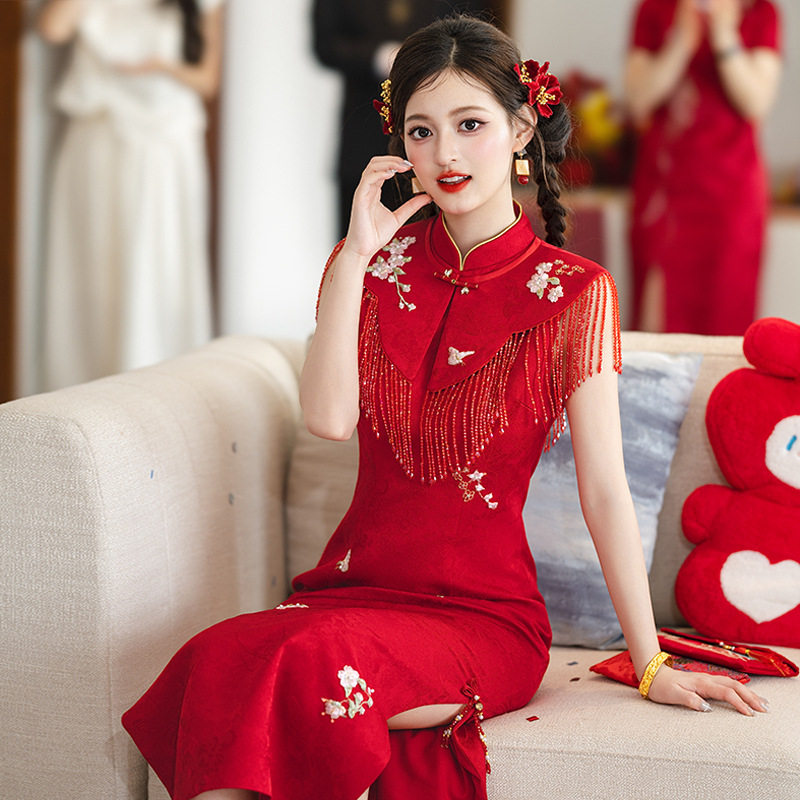 新中式红色旗袍套装订婚礼服新娘夏天结婚出阁服高级感小个敬酒服图片