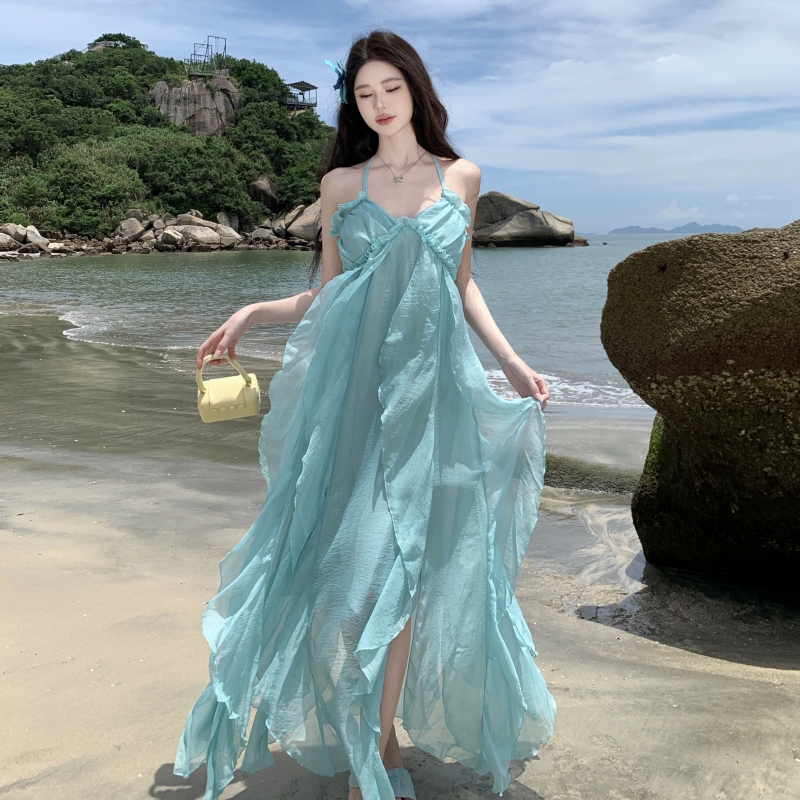 蓝绿烫金度假风吊带连衣裙 海边拍照精致仙女沙滩长裙