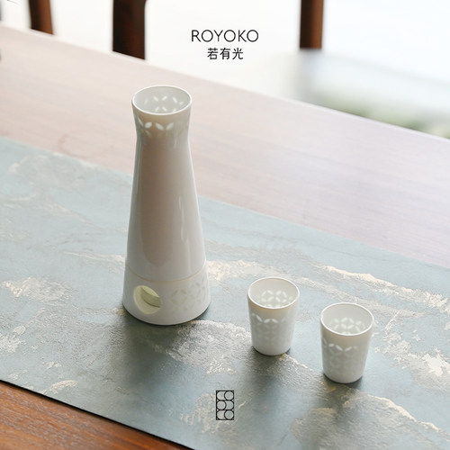 铜钱纹温酒器一壶两杯