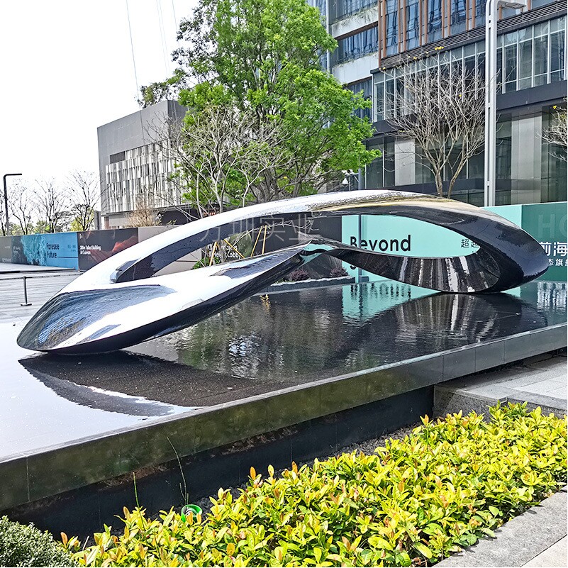 大型户外不锈钢水景雕塑城市园林广场异形金属镜面抽象摆件厂家
