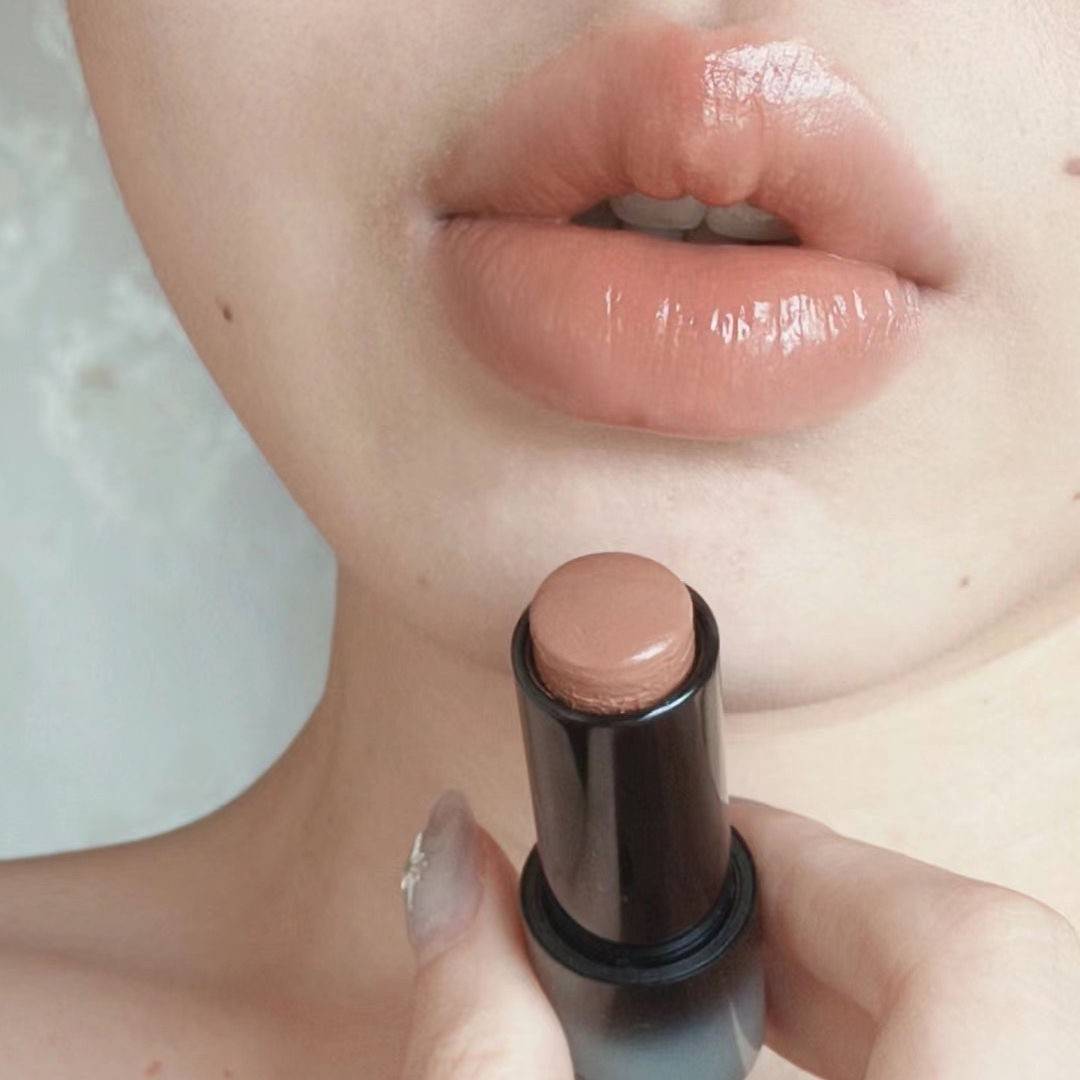 腮红2025新款爆款清透裸咖色！水光感低饱和裸粉棕日常裸色滋润口