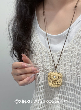 韩系简约手工草编耳机包包项链夏日出游便携戴零钱包长款挂脖项链