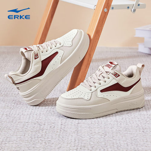 鸿星尔克潮女鞋子厚底板鞋运动鞋