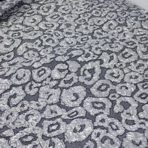一米价 银灰色褶皱斑点豹纹图案织金面料 春季 外套 服饰 布料