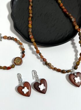 复古项链爱心血檀木搭配随形天然石项链手链耳钩套装原创设计优雅