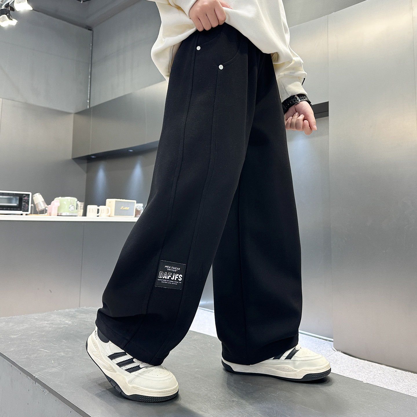 男童裤子2025新款秋冬装弯刀裤