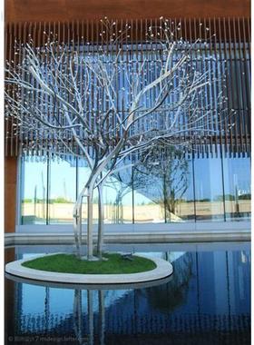 不锈钢松树柏树雕塑抽象仿真树广场公园别墅景观植物创意装饰摆件