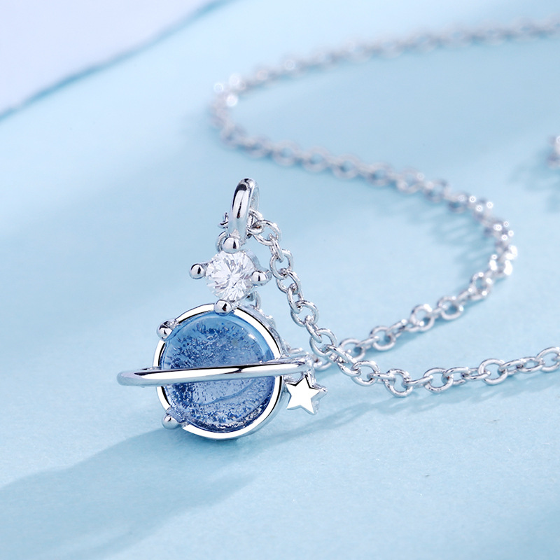 奥特莱斯撤柜清仓捡漏18K金宇宙星球锁骨链闪钻蓝色小行星项链女