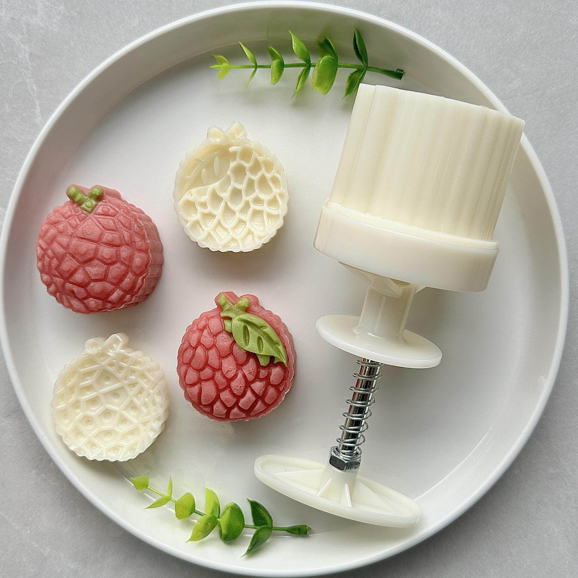 50克立体仿真荔枝大吉大荔手压式塑料绿豆糕月饼mooncake模具套装