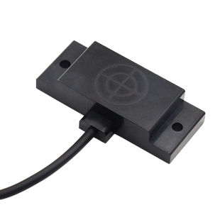 精嘉科方形超薄电容式接近 料位塑料检测传感器非金属接近感应器