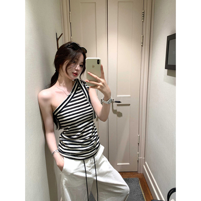 高级感不规则条纹斜肩系带背心女