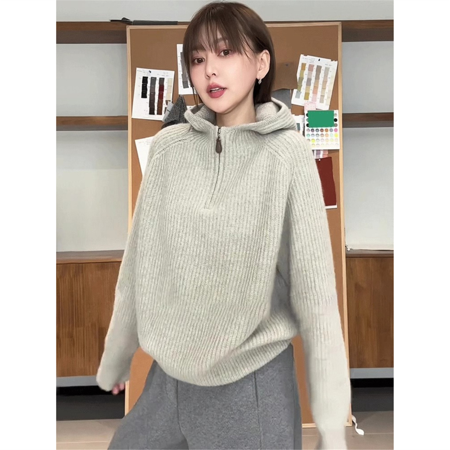 韩系学院风半高领连帽针织毛衣女