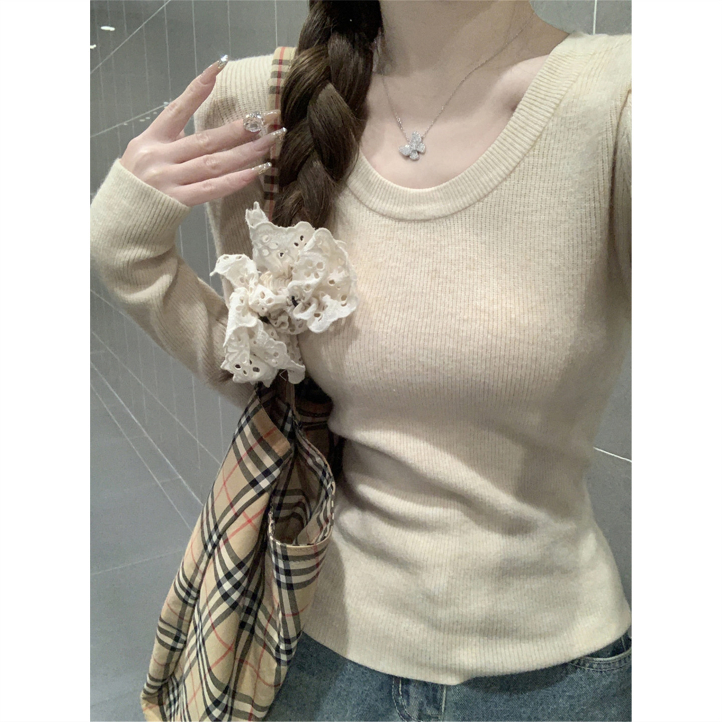 气质修身U领长袖针织衫毛衣女潮