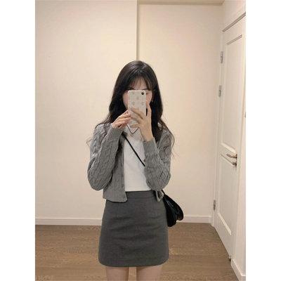 韩系复古灰色短款麻花毛衣女外套