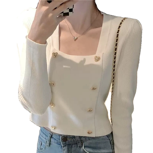 春秋薄款内搭洋气方领长袖打底针织衫上衣设计感小众短款毛衣女士