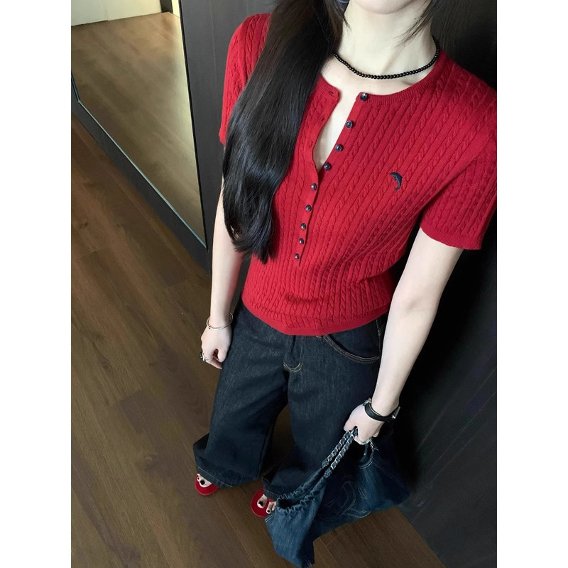 高级感红色刺绣麻花针织衫女短袖夏季设计感小众冰丝正肩T恤上衣