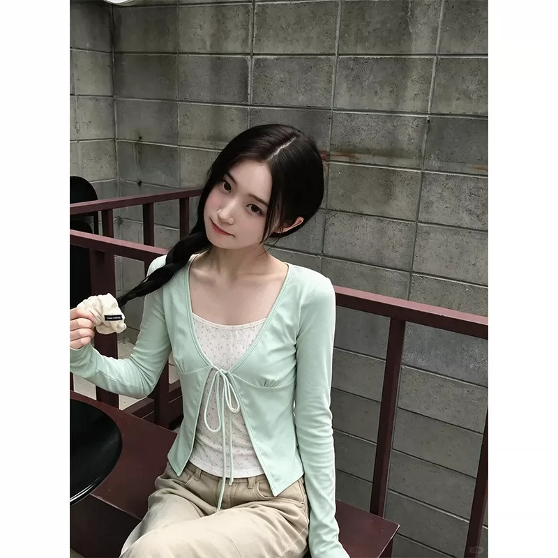 韩系穿搭假两件绑带碎花长袖t恤女春秋设计感修身内搭打底衫上衣