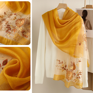 姜黄色精致手工绣花长款丝毛混纺围巾高级感造型女款百搭真丝丝巾
