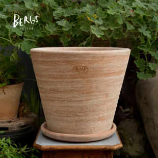 丹麦设计 朱莉室外系列 北欧风室内绿植大尺寸花盆 Potter Bergs