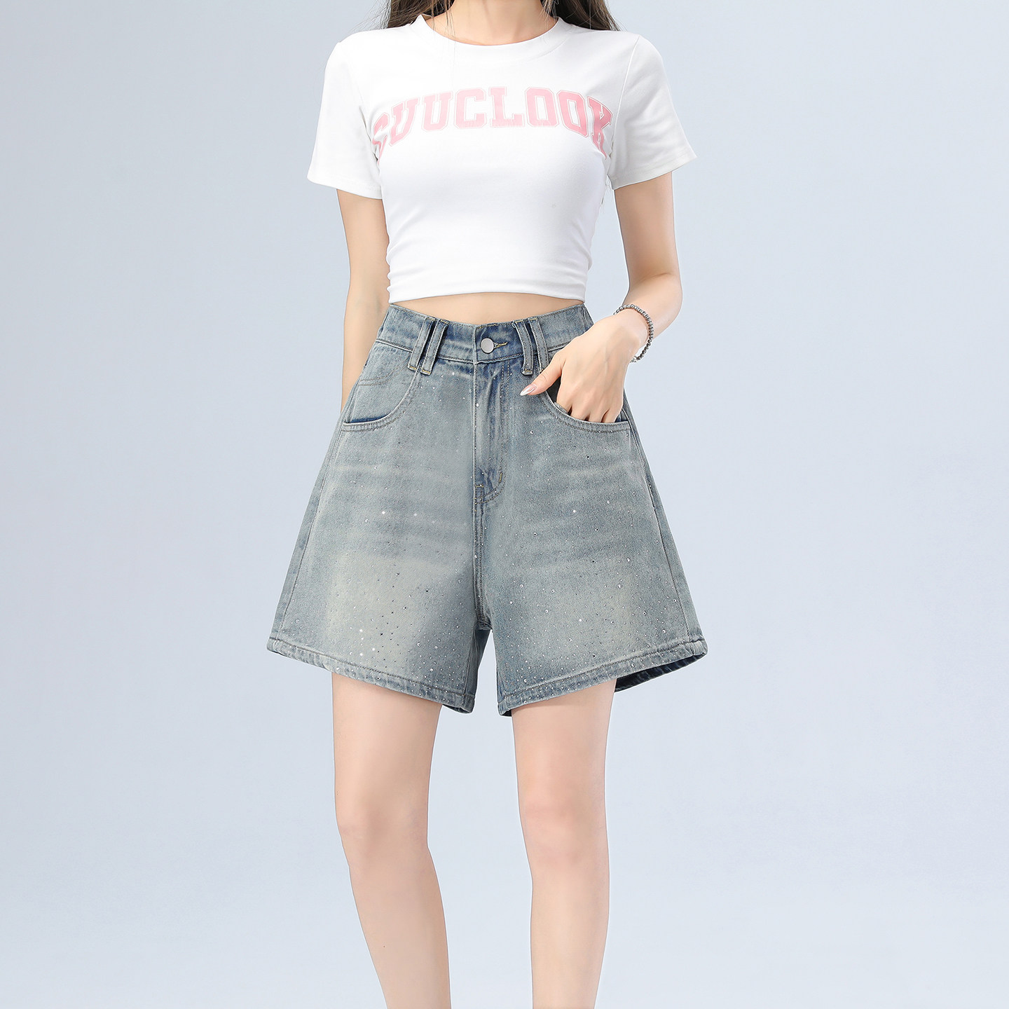 2026新款烫钻牛仔短裤女夏季薄款图片