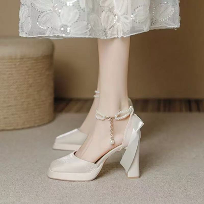 新中式不累脚粗跟杏色平时可穿鞋