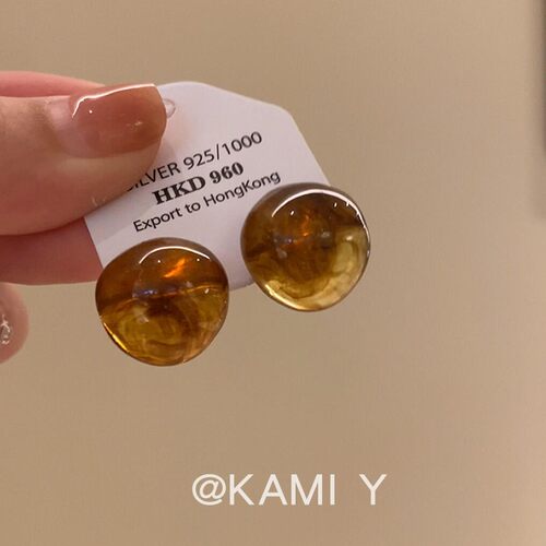 琥珀色几何圆形树脂耳钉