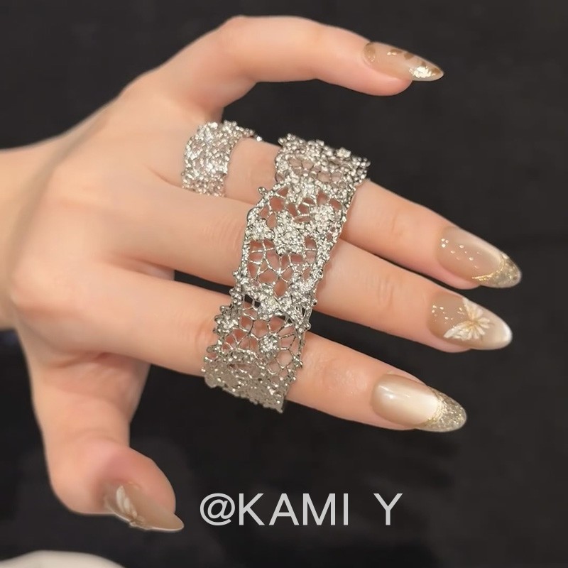 银色蕾丝金属肌理戒指手镯女