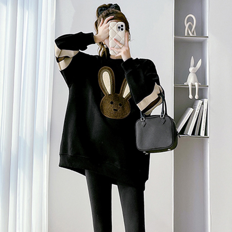 출산 스웨터 여성 가을 겨울 벨벳 느슨한 패션 정장 2024 새로운 작은 사람 따뜻하고 배를 덮는 투피스 세트