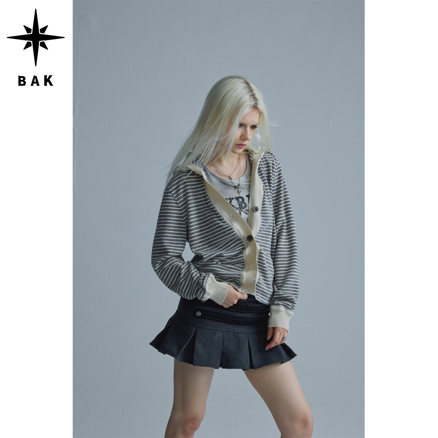 BAK陨灰碎褶A字显瘦短裙