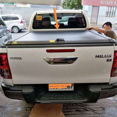 hilux revo vigo rocco SR5 gun sport roller lid tonneau cover